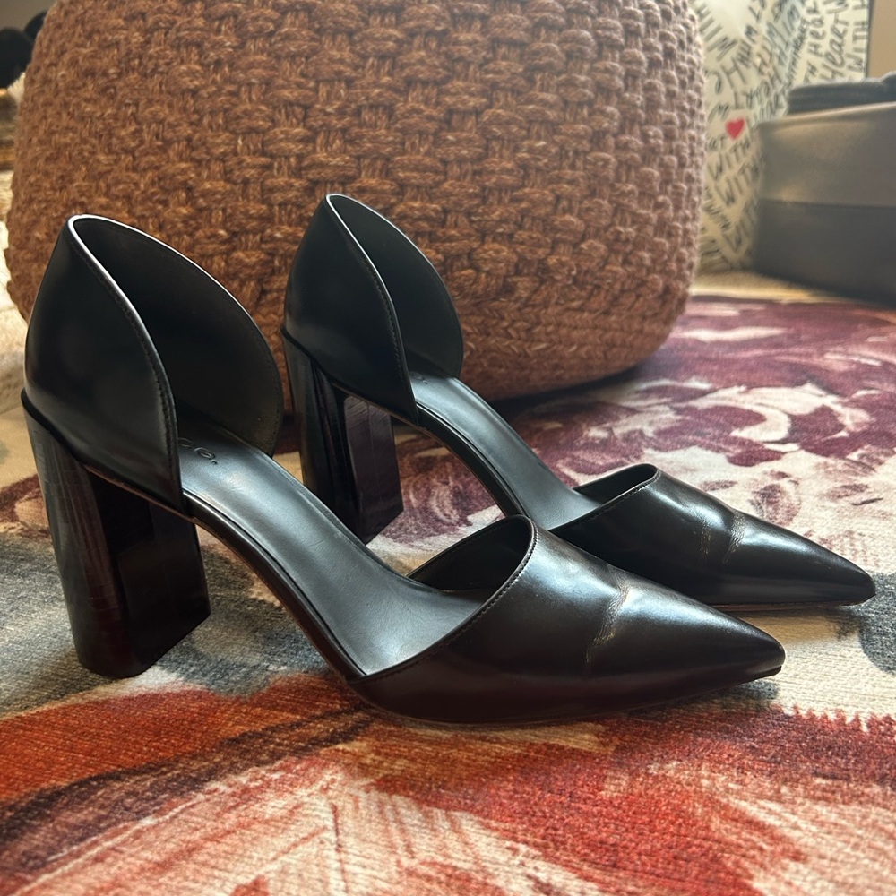 Vince Black Pointed-Toe D'Orsay Block Heel Pumps - Picture 8 of 14